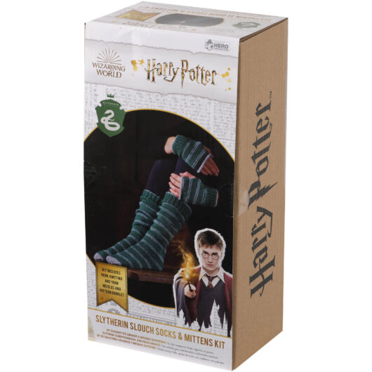 Harry Potter Slytherin Mittens & Slouch Socks Knit Kit