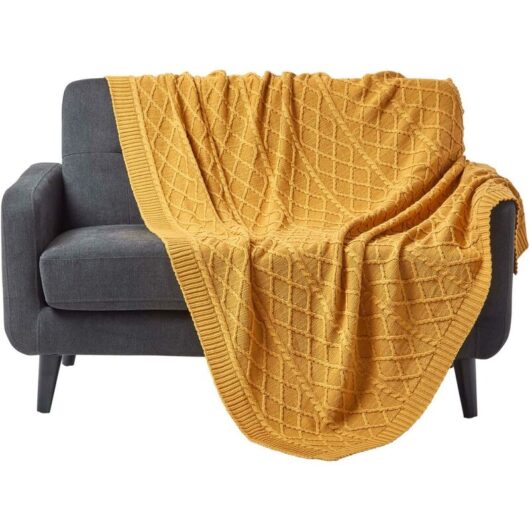 Homescapes - Mustard Diamond Cable Knit Cotton Throw, 130 x 170 cm