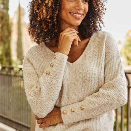 SOSANDAR Cable Knit V-Neck Jumper Cream